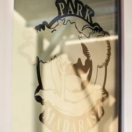 Park Madarasz ゲストハウス
